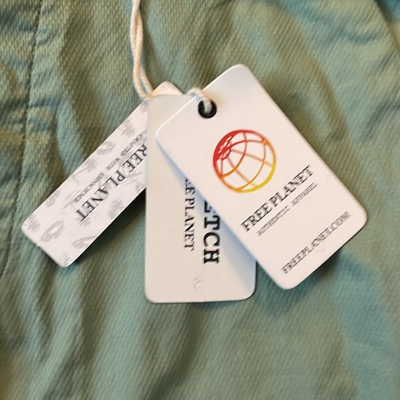 Men’s Free People sage green shorts with woven fabric belt, size 30 - Picture 7 of 10